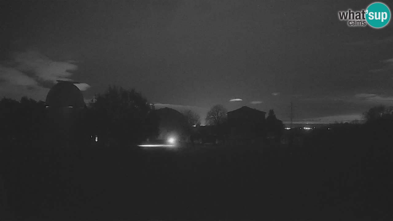 Višnjan Observatory Live Webcam – Explore the Sky, Asteroids, Comets, and Meteoroids