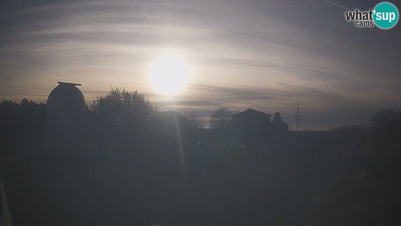 Višnjan Observatory Live Webcam – Explore the Sky, Asteroids, Comets, and Meteoroids