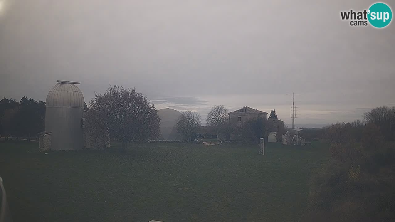 Observatorij Višnjan spletna kamera – Odkrivajte nebo, asteroide, komete in meteorite