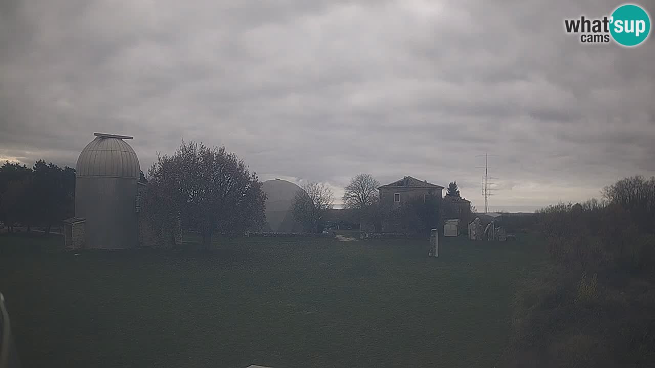 Višnjan Observatory Live Webcam – Explore the Sky, Asteroids, Comets, and Meteoroids