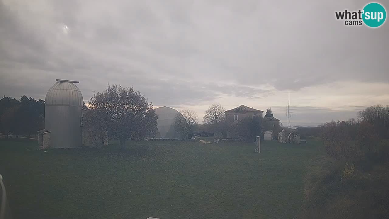 Observatorij Višnjan spletna kamera – Odkrivajte nebo, asteroide, komete in meteorite