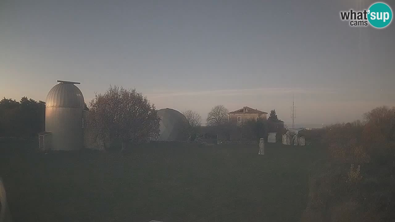 Višnjan Observatory Live Webcam – Explore the Sky, Asteroids, Comets, and Meteoroids