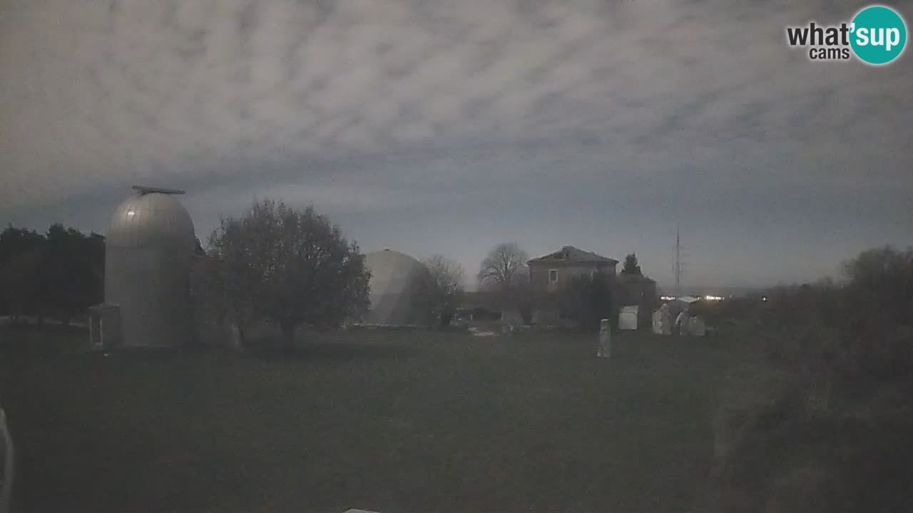 Višnjan Observatory Live Webcam – Explore the Sky, Asteroids, Comets, and Meteoroids