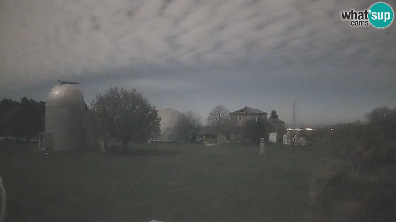 Višnjan Observatory Live Webcam – Explore the Sky, Asteroids, Comets, and Meteoroids