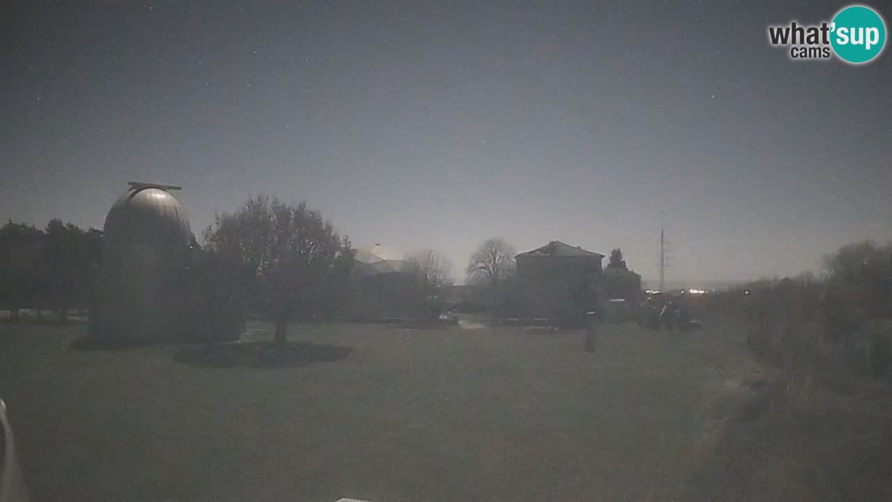 Višnjan Observatory Live Webcam – Explore the Sky, Asteroids, Comets, and Meteoroids