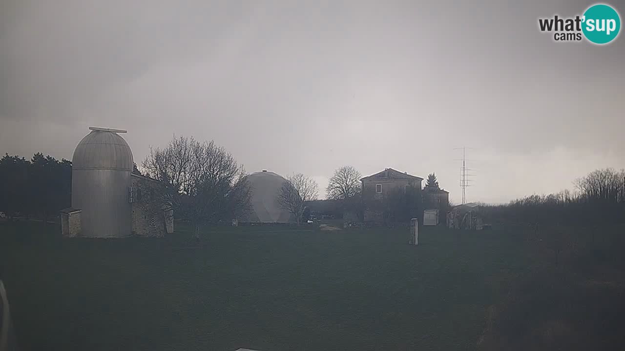 Višnjan Observatory Live Webcam – Explore the Sky, Asteroids, Comets, and Meteoroids