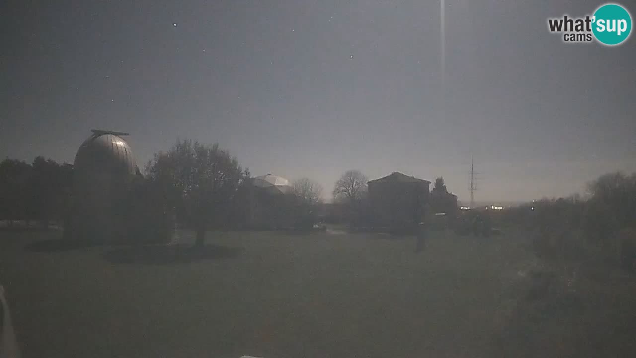 Observatorij Višnjan spletna kamera – Odkrivajte nebo, asteroide, komete in meteorite