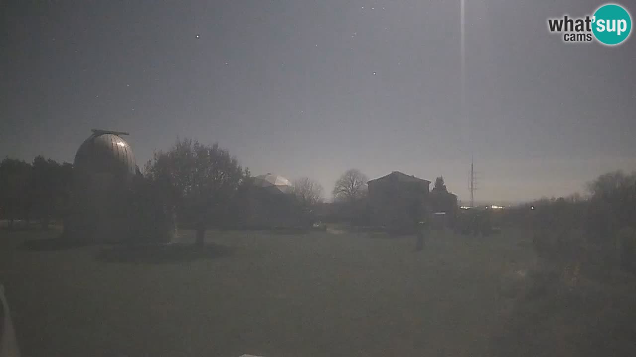 Višnjan Observatory Live Webcam – Explore the Sky, Asteroids, Comets, and Meteoroids