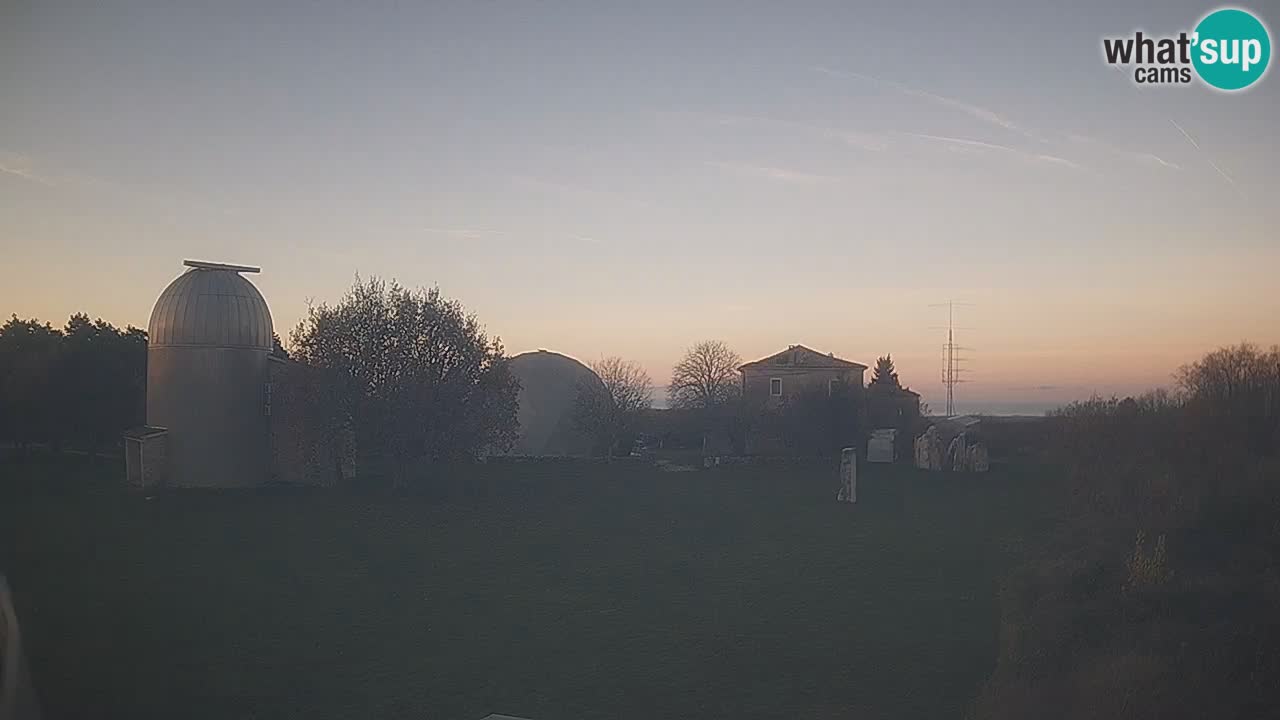 Višnjan Observatory Live Webcam – Explore the Sky, Asteroids, Comets, and Meteoroids