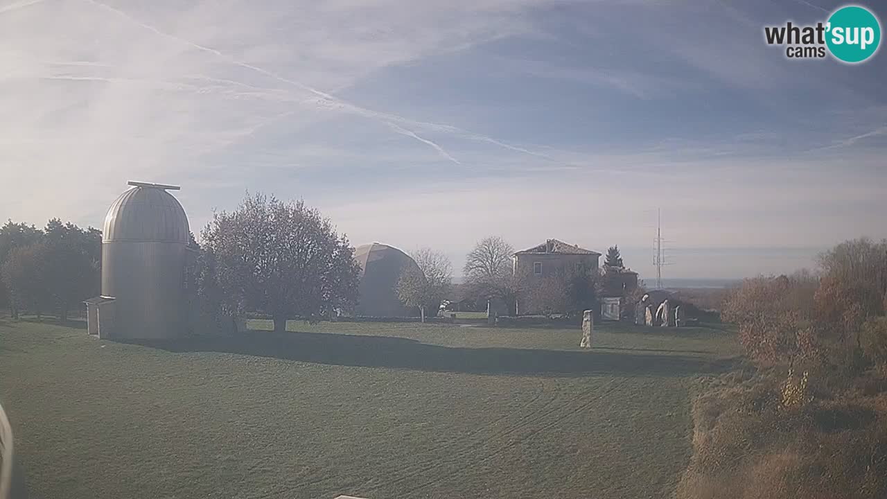 Cámara web en vivo del Observatorio de Višnjan: explora el cielo, los asteroides, cometas y meteoroides