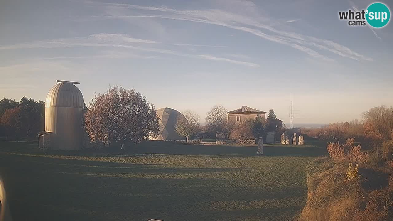 Višnjan Observatory Live Webcam – Explore the Sky, Asteroids, Comets, and Meteoroids