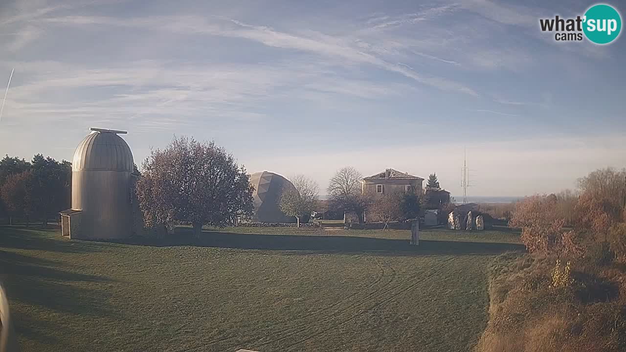 Višnjan Observatory Live Webcam – Explore the Sky, Asteroids, Comets, and Meteoroids