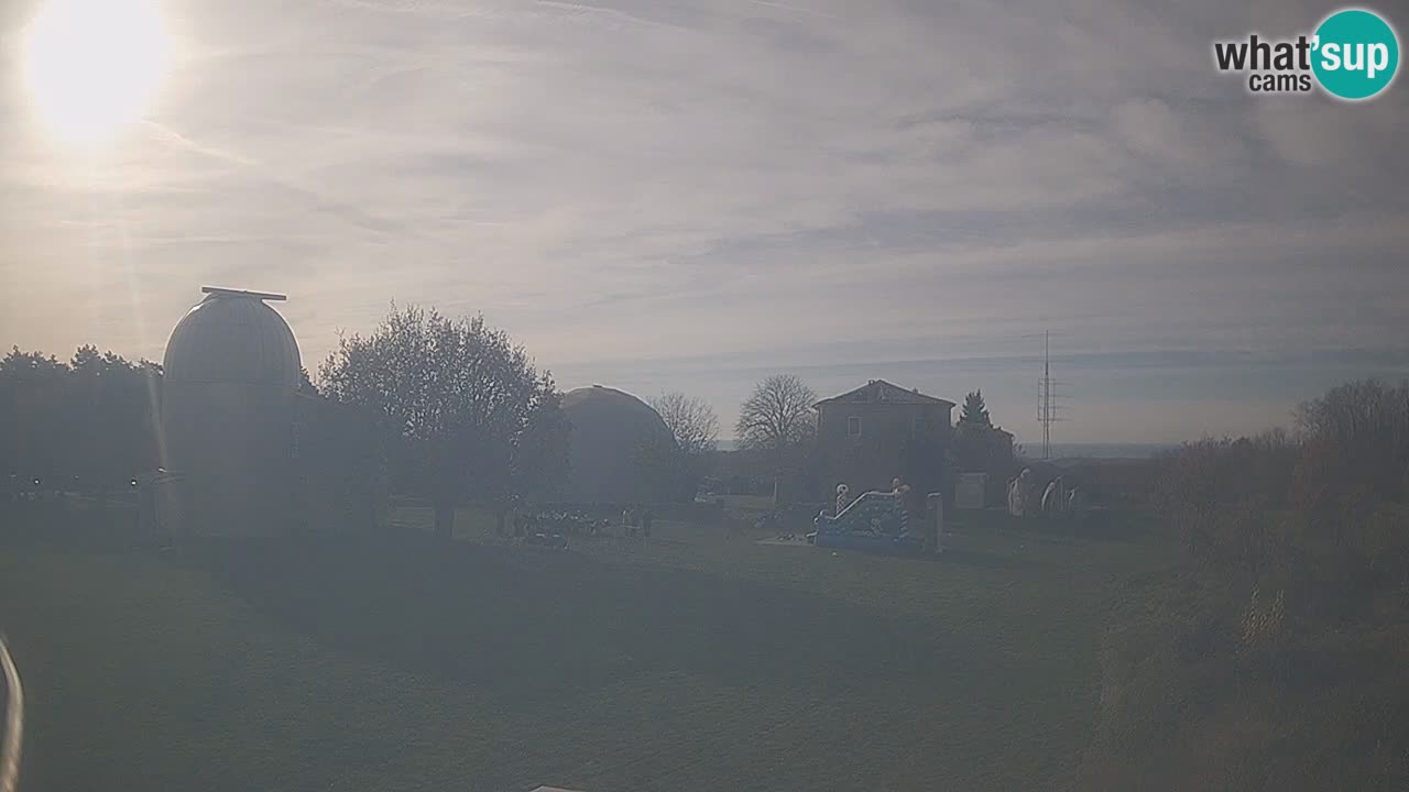 Observatorij Višnjan spletna kamera – Odkrivajte nebo, asteroide, komete in meteorite