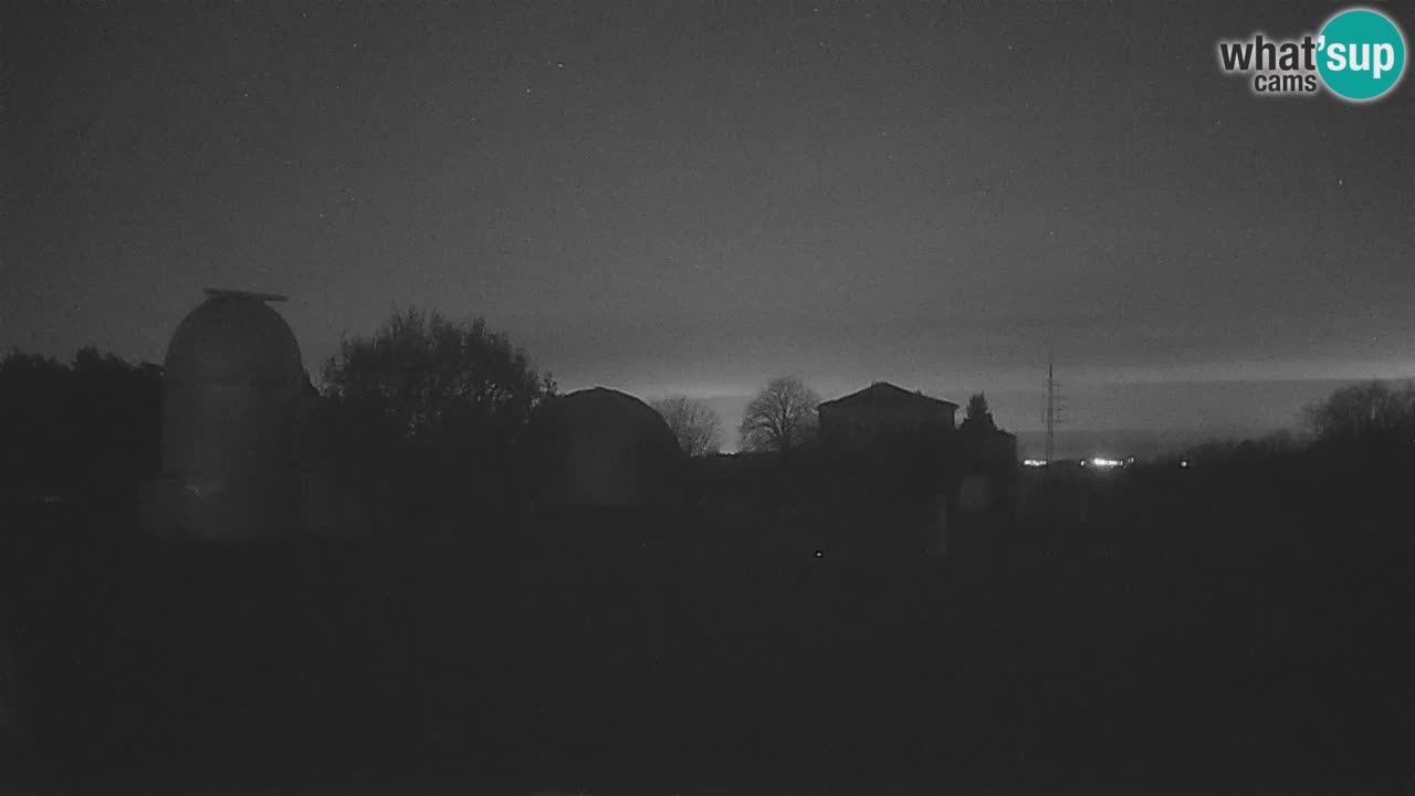 Višnjan Observatory Live Webcam – Explore the Sky, Asteroids, Comets, and Meteoroids