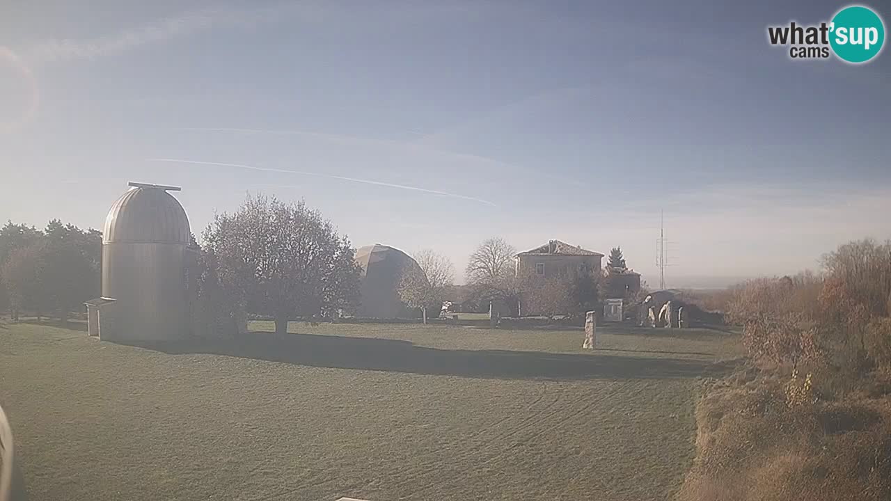 Observatorij Višnjan spletna kamera – Odkrivajte nebo, asteroide, komete in meteorite