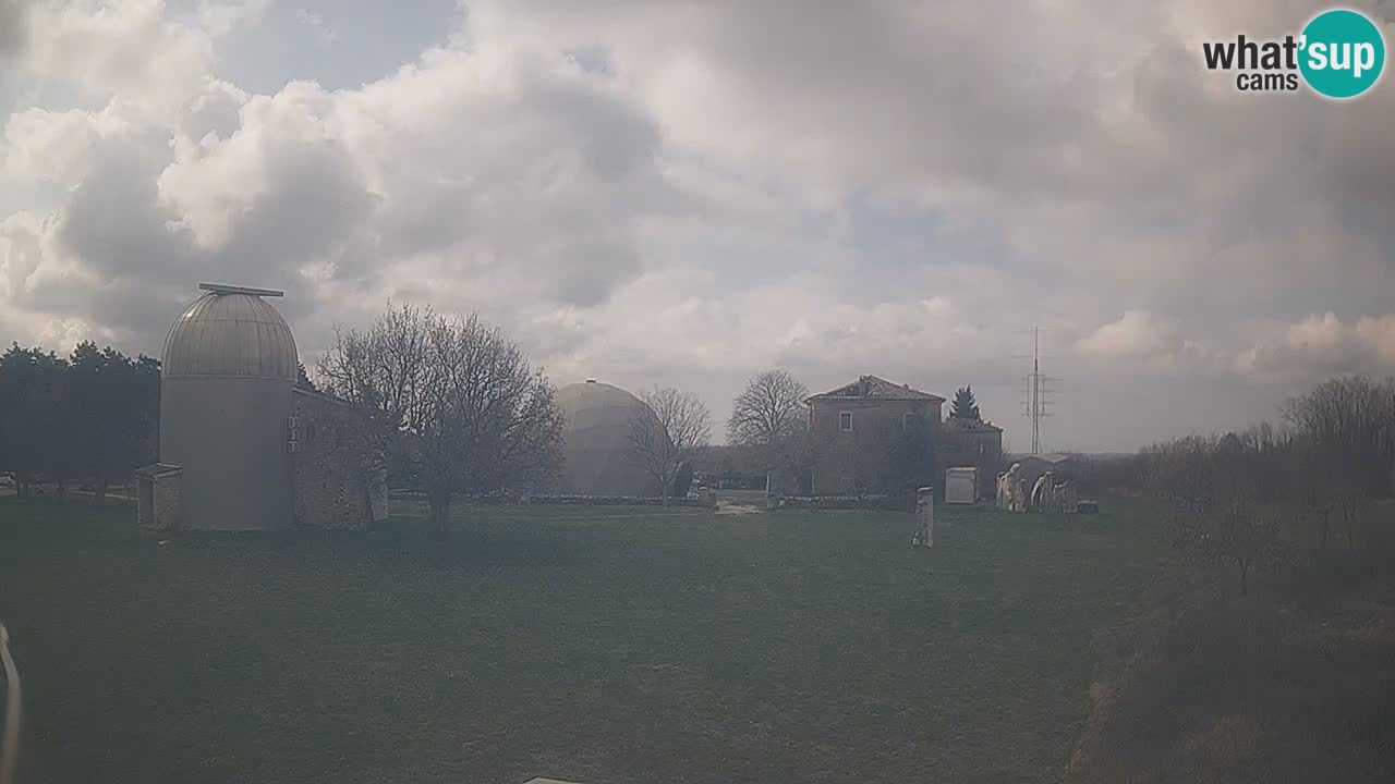 Višnjan Observatory Live Webcam – Explore the Sky, Asteroids, Comets, and Meteoroids