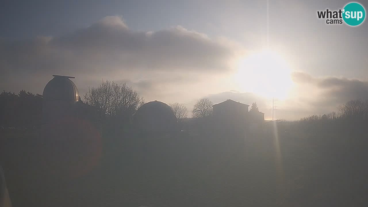 Višnjan Observatory Live Webcam – Explore the Sky, Asteroids, Comets, and Meteoroids