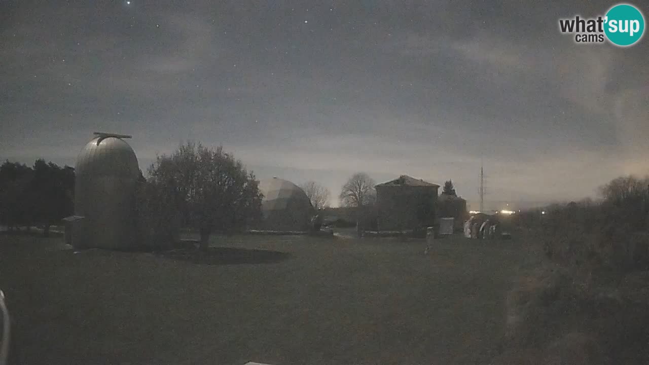 Višnjan Observatory Live Webcam – Explore the Sky, Asteroids, Comets, and Meteoroids