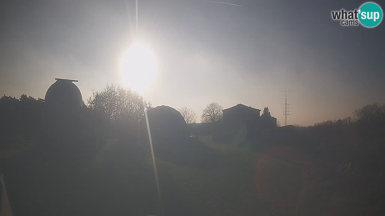 Višnjan Observatory Live Webcam – Explore the Sky, Asteroids, Comets, and Meteoroids