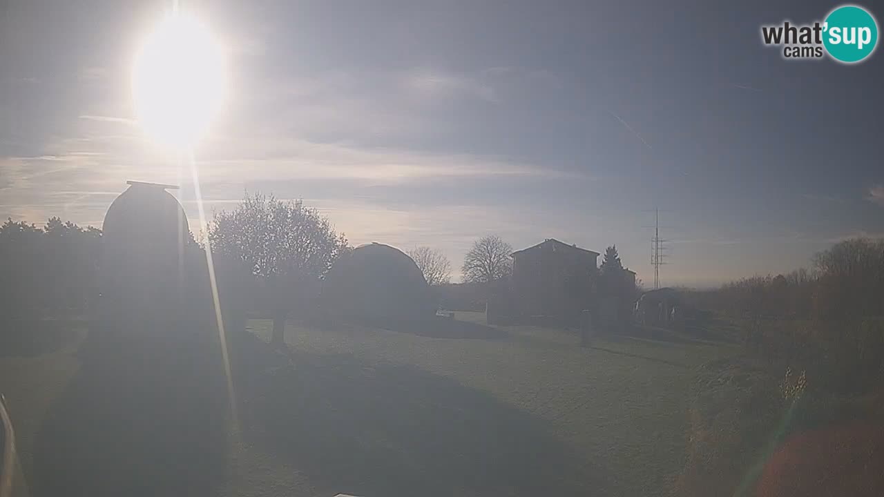 Višnjan Observatory Live Webcam – Explore the Sky, Asteroids, Comets, and Meteoroids