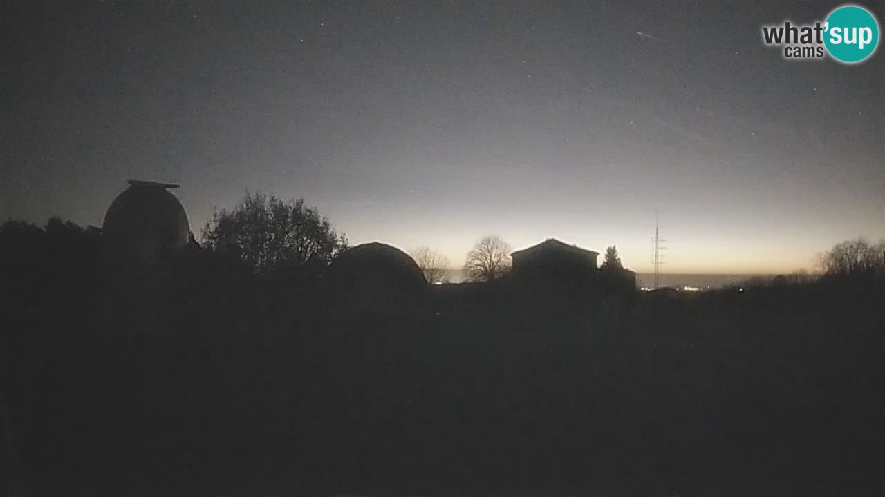 Višnjan Observatory Live Webcam – Explore the Sky, Asteroids, Comets, and Meteoroids