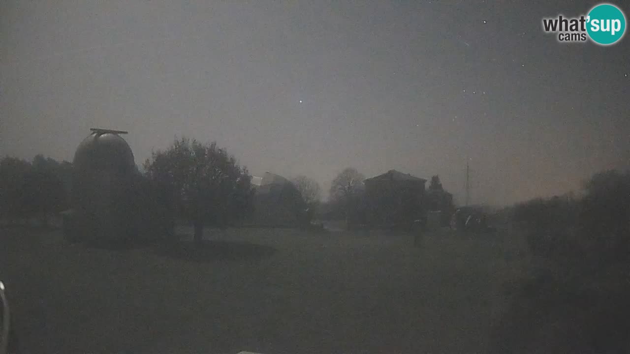 Višnjan-Observatorium Live Webcam – Explore the Sky, Asteroids, Comets, and Meteoroids