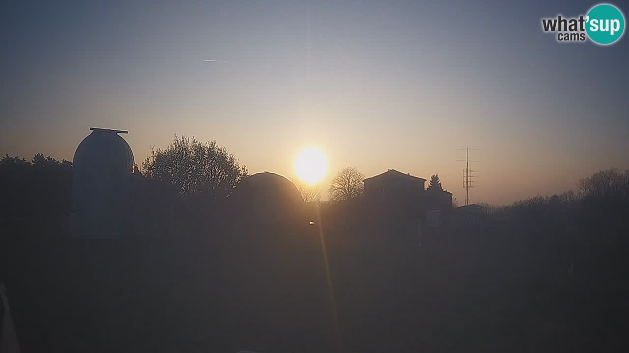 Višnjan Observatory Live Webcam – Explore the Sky, Asteroids, Comets, and Meteoroids