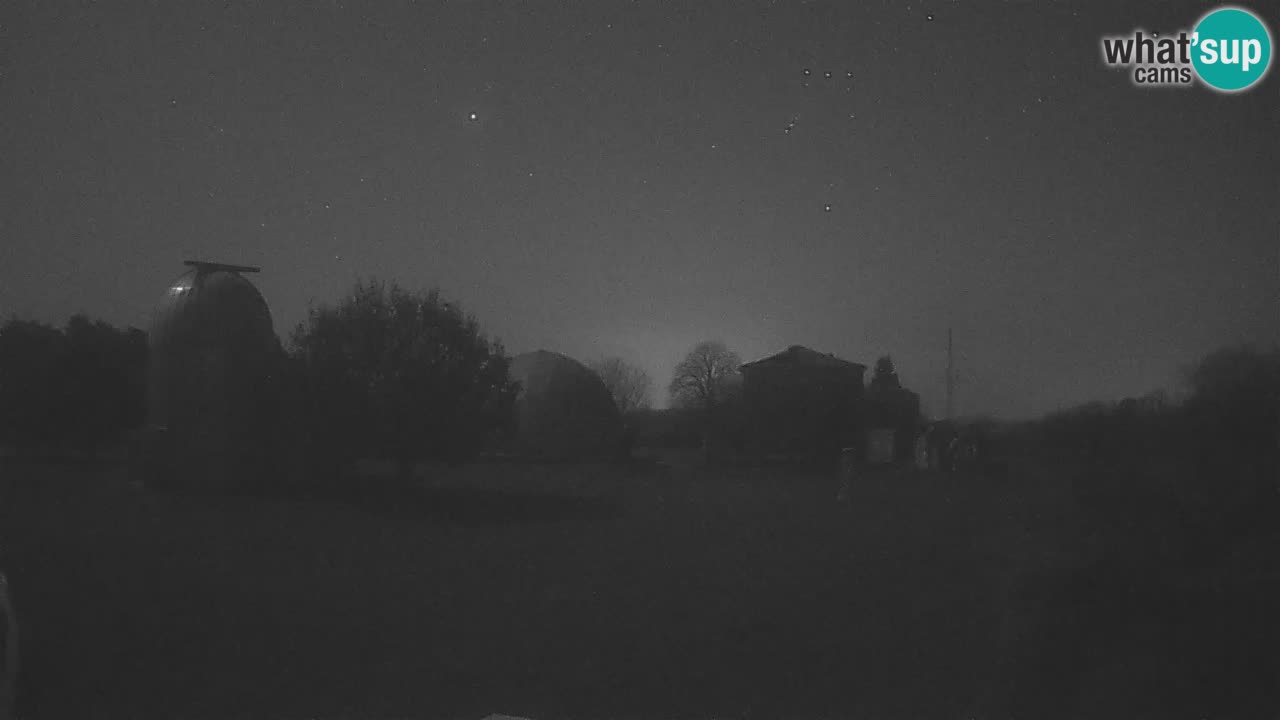 Višnjan Observatory Live Webcam – Explore the Sky, Asteroids, Comets, and Meteoroids