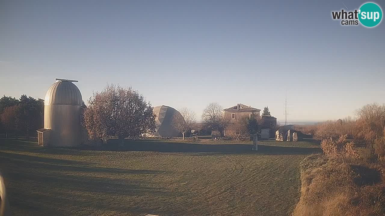 Observatorij Višnjan spletna kamera – Odkrivajte nebo, asteroide, komete in meteorite