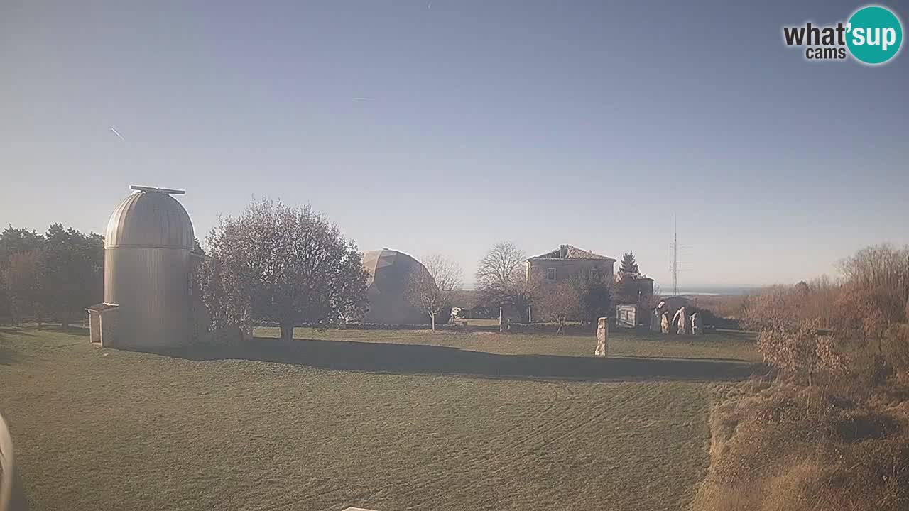 Višnjan Observatory Live Webcam – Explore the Sky, Asteroids, Comets, and Meteoroids