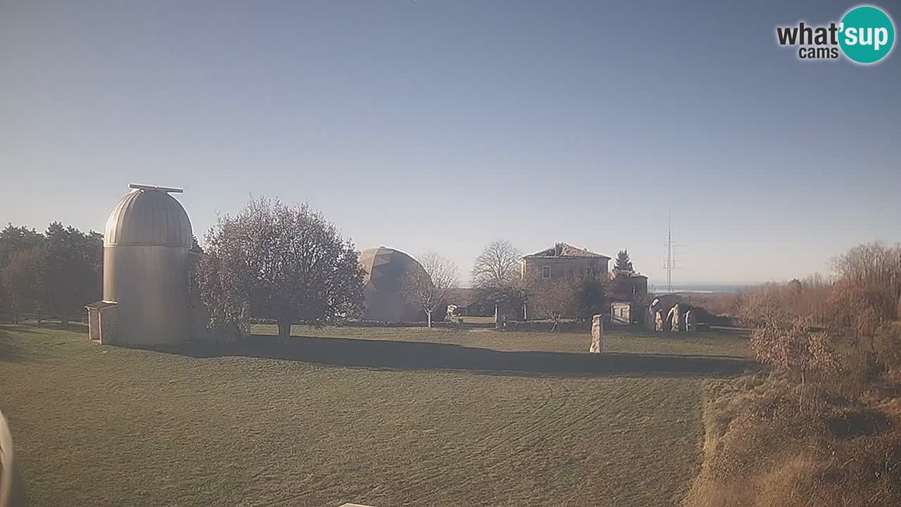 Višnjan Observatory Live Webcam – Explore the Sky, Asteroids, Comets, and Meteoroids