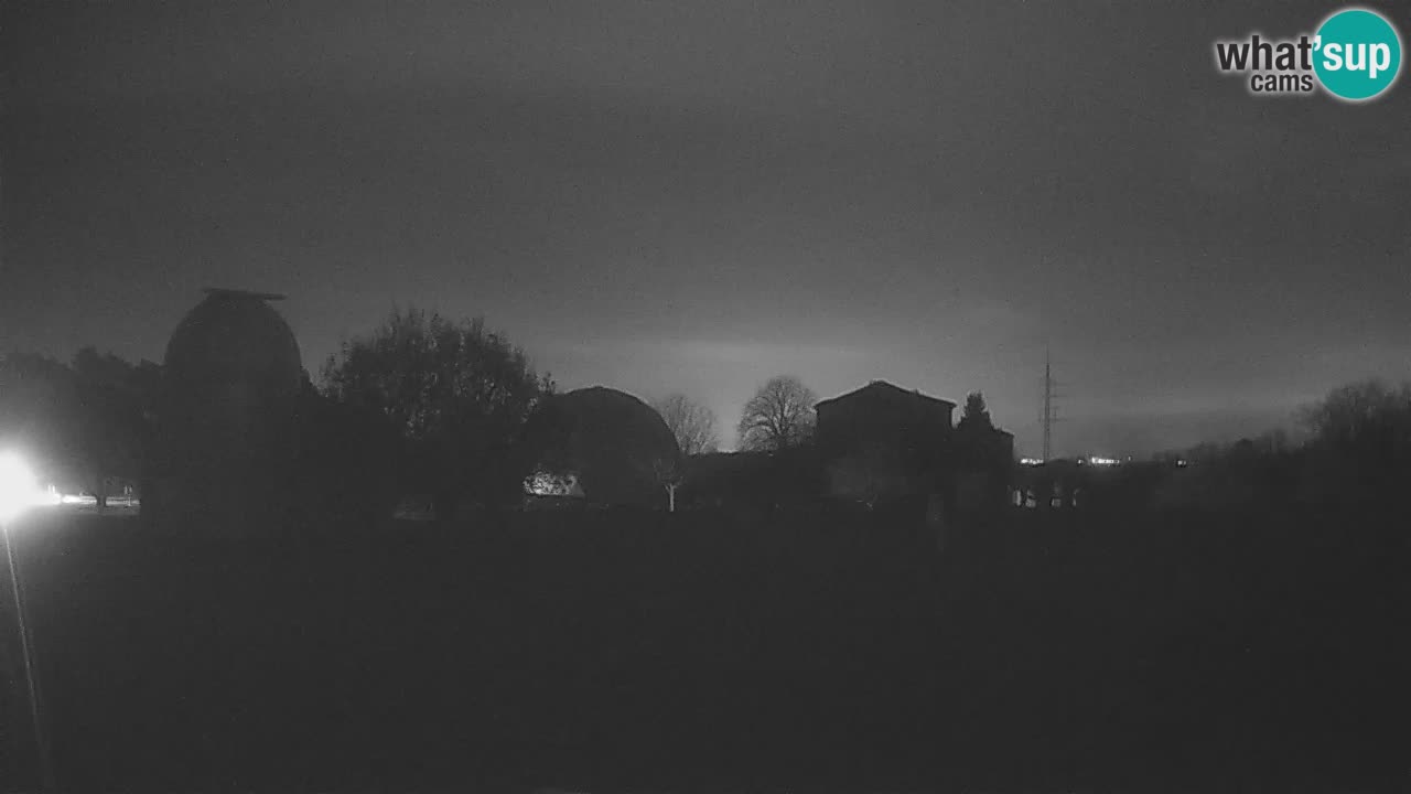 Višnjan Observatory Live Webcam – Explore the Sky, Asteroids, Comets, and Meteoroids