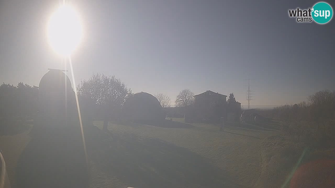 Višnjan Observatory Live Webcam – Explore the Sky, Asteroids, Comets, and Meteoroids