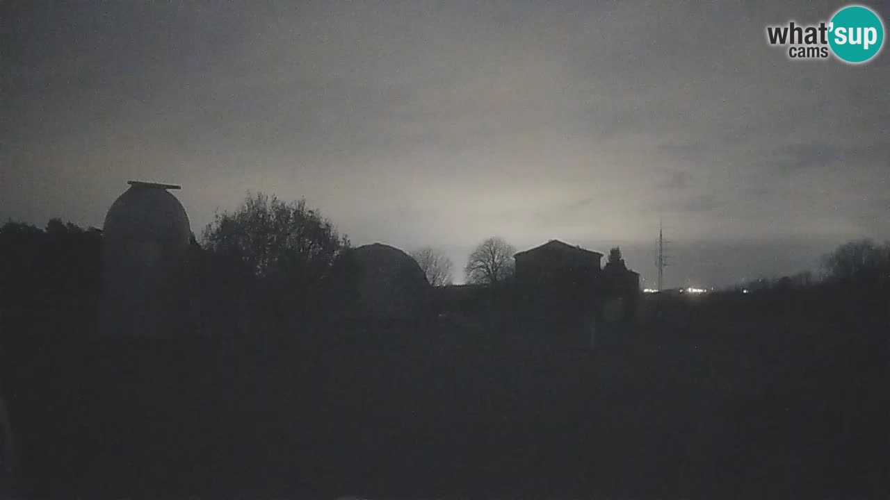 Višnjan Observatory Live Webcam – Explore the Sky, Asteroids, Comets, and Meteoroids