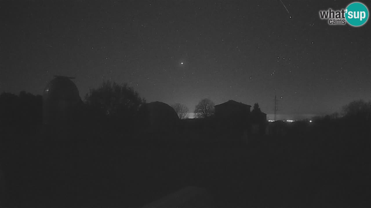 Observatorij Višnjan spletna kamera – Odkrivajte nebo, asteroide, komete in meteorite