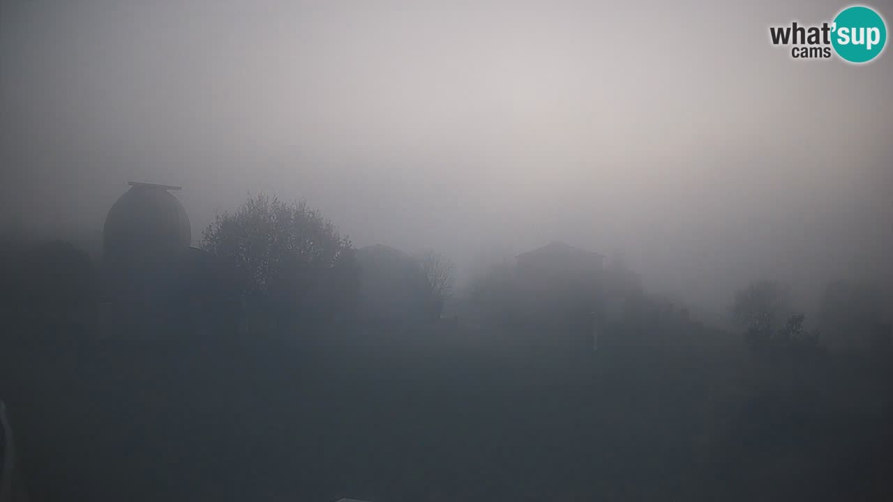 Cámara web en vivo del Observatorio de Višnjan: explora el cielo, los asteroides, cometas y meteoroides