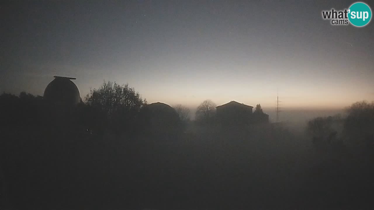 Višnjan-Observatorium Live Webcam – Explore the Sky, Asteroids, Comets, and Meteoroids