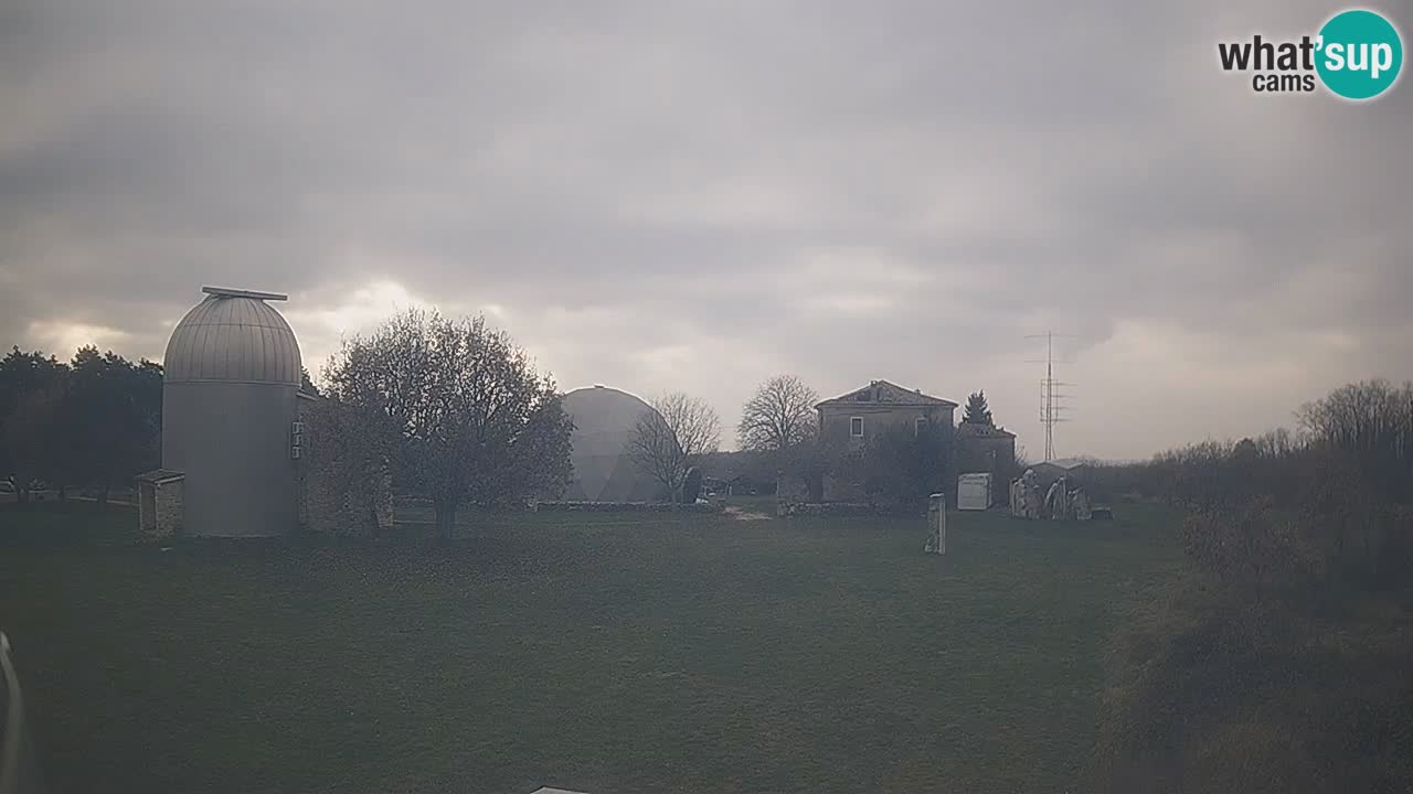 Višnjan Observatory Live Webcam – Explore the Sky, Asteroids, Comets, and Meteoroids