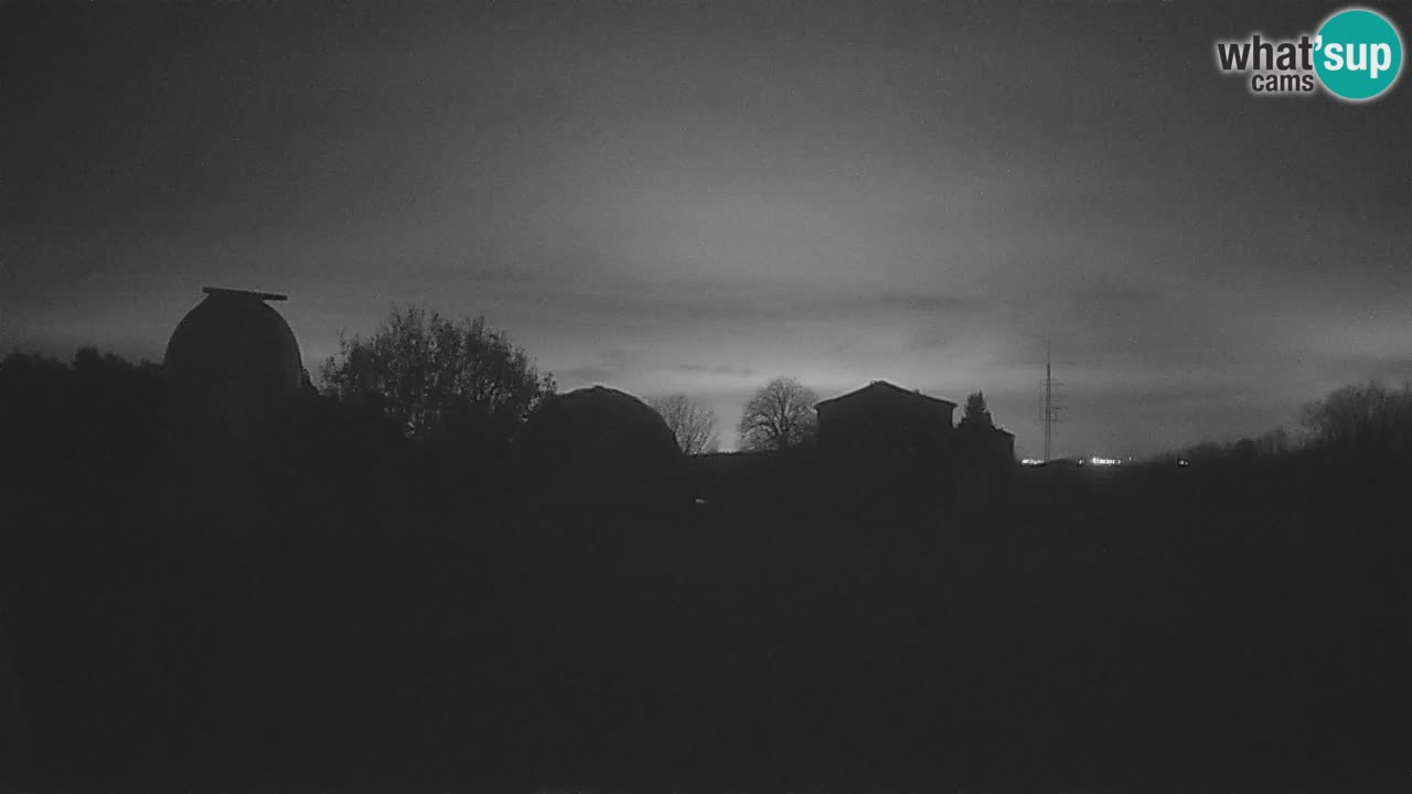 Višnjan Observatory Live Webcam – Explore the Sky, Asteroids, Comets, and Meteoroids