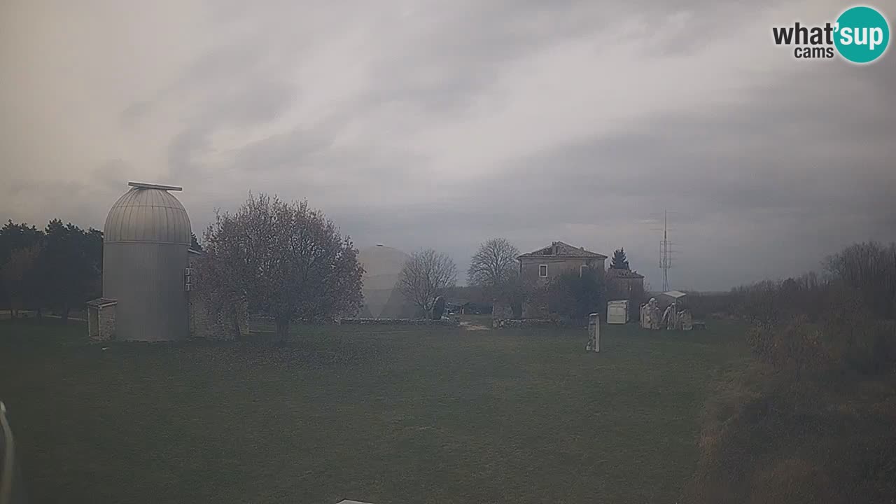 Višnjan Observatory Live Webcam – Explore the Sky, Asteroids, Comets, and Meteoroids