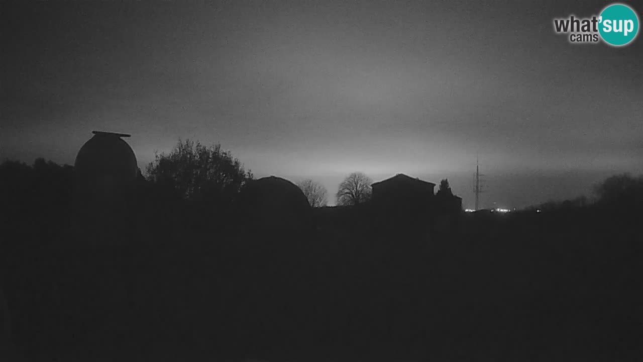 Višnjan Observatory Live Webcam – Explore the Sky, Asteroids, Comets, and Meteoroids