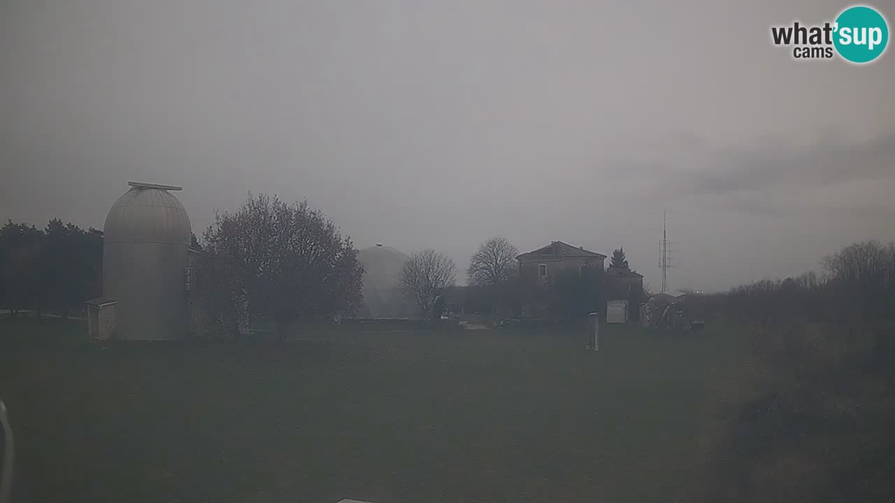 Webcam en direct de l’Observatoire de Višnjan – Explorez le ciel, les astéroïdes, les comètes et les météoroïdes