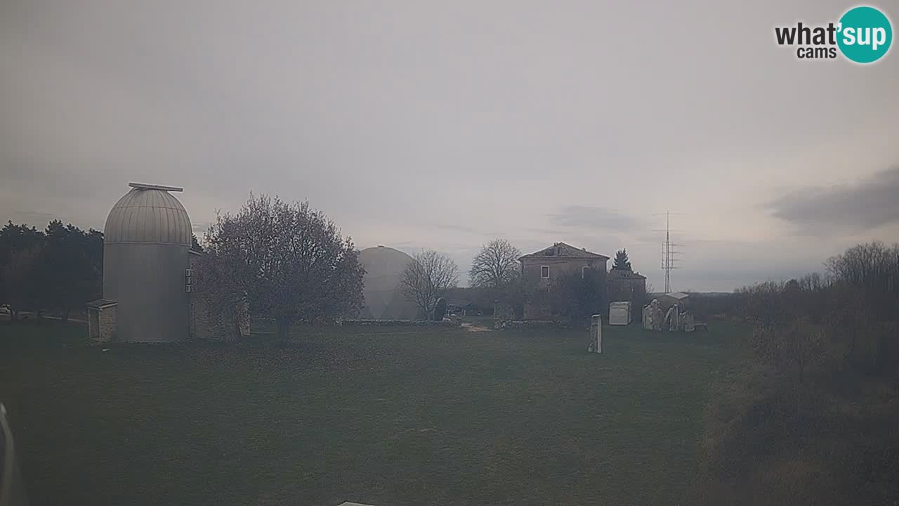 Višnjan Observatory Live Webcam – Explore the Sky, Asteroids, Comets, and Meteoroids