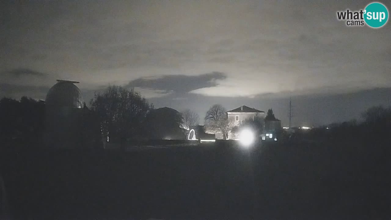 Višnjan Observatory Live Webcam – Explore the Sky, Asteroids, Comets, and Meteoroids