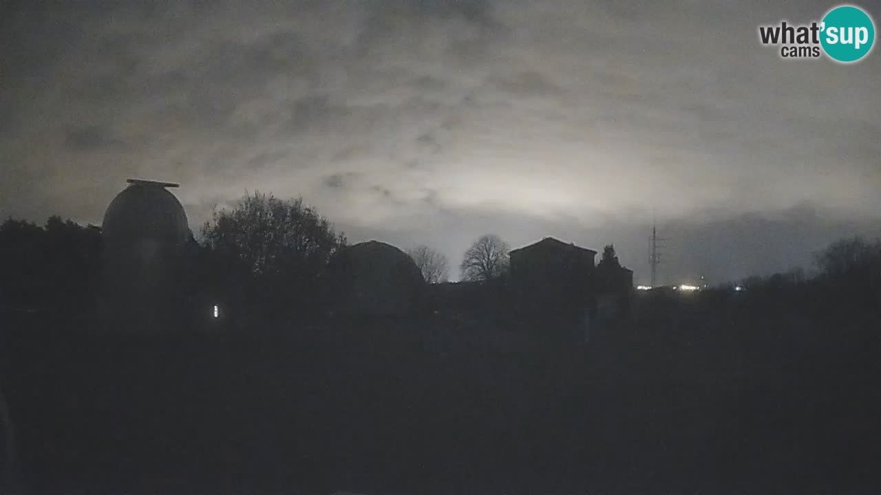 Observatorij Višnjan spletna kamera – Odkrivajte nebo, asteroide, komete in meteorite