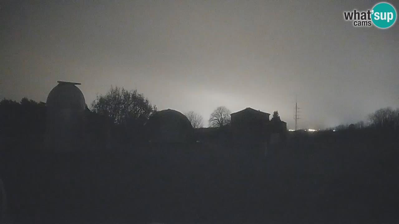 Višnjan-Observatorium Live Webcam – Explore the Sky, Asteroids, Comets, and Meteoroids
