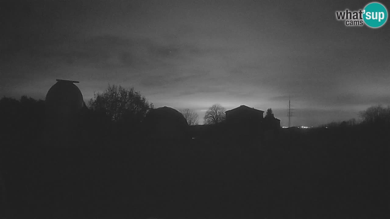 Višnjan Observatory Live Webcam – Explore the Sky, Asteroids, Comets, and Meteoroids