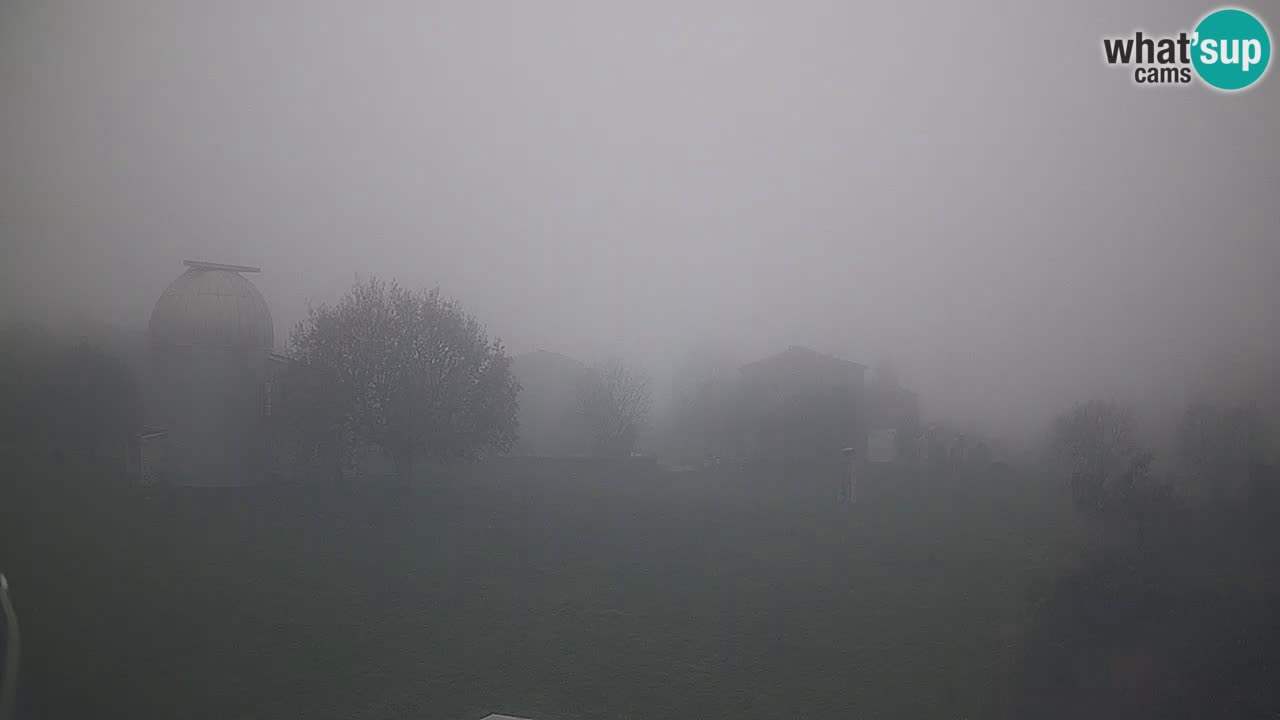 Višnjan-Observatorium Live Webcam – Explore the Sky, Asteroids, Comets, and Meteoroids