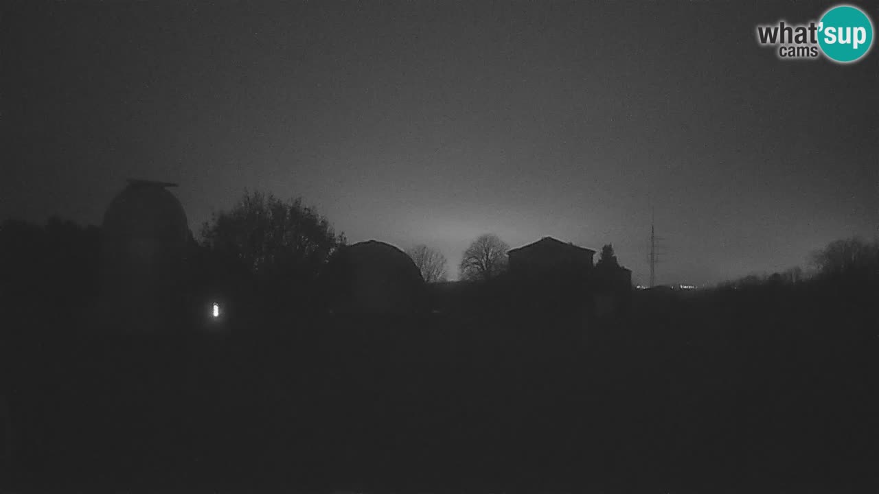 Višnjan Observatory Live Webcam – Explore the Sky, Asteroids, Comets, and Meteoroids