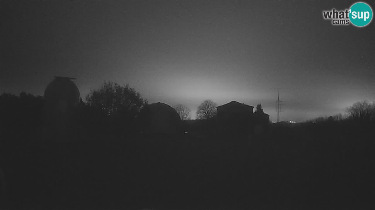 Višnjan Observatory Live Webcam – Explore the Sky, Asteroids, Comets, and Meteoroids